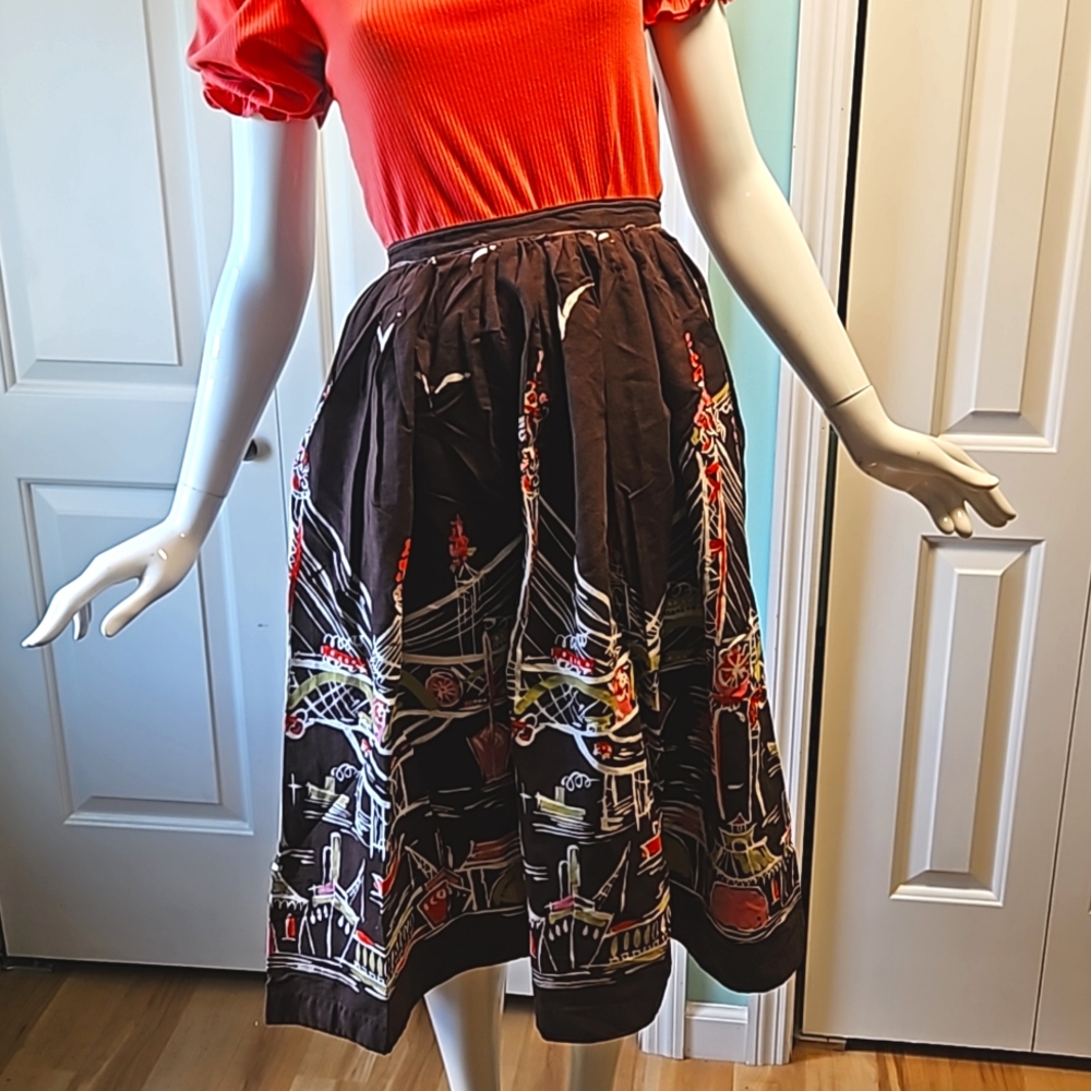 Vintage 1950's pinup skirt border print novelty print retro